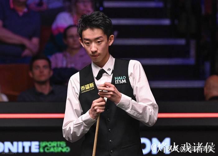 斯诺克西安大奖赛:吴宜泽5-2战胜徐思 顺利晋级32强 斯诺克西安大奖赛:吴宜泽5-2战胜徐思 顺利晋级32强